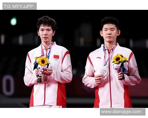 深圳羽毛球队与武汉羽毛球队赛后复盘分析团队协作与战术配合的关键因素